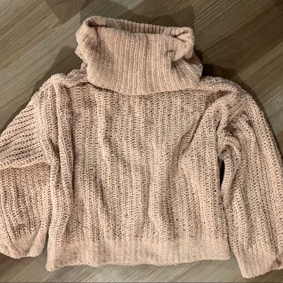 Blush pink Chenille turtleneck sweater - Picture 3 of 3